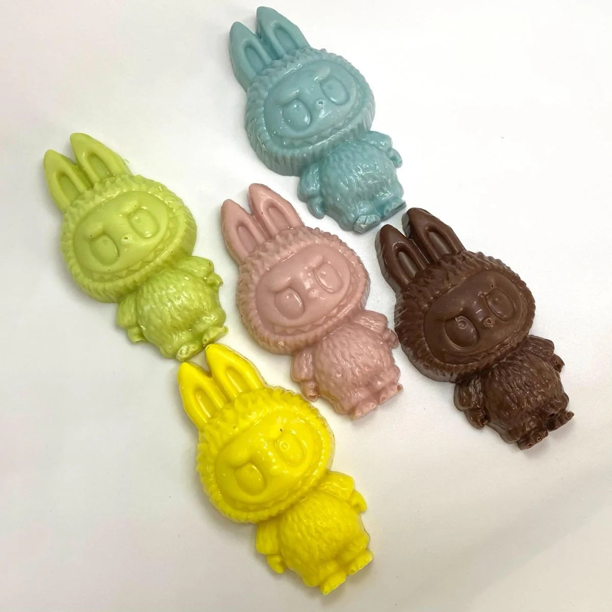 Babbulu Color Series – Mystery White & Milk Confectionery Chocolate 29g